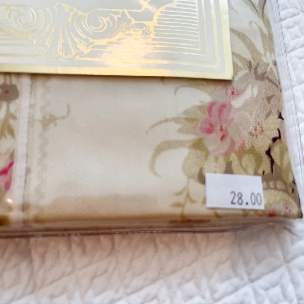 NWT Malabar Grove Floral Petite Rose Full Queen Duvet and Pillow Shams